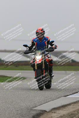 media/Nov-29-2025-TrackDaz (Sat) [[10ae2d9bce]]/C Group/Session 4 (Wheelie Bump)/